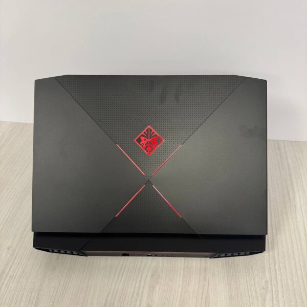 Ігровий ноутбук HP Omen X 17-ap010nr / 17.3" (1920x1080) IPS / Intel Core i7-7700HQ (4 (8) ядра по 2.8 - 3.8 GHz) / 16 GB DDR4 / 1000 GB SSD NVMe / nVidia GeForce GTX 1070, 8 GB GDDR5, 256-bit / WebCam - Зображення 3