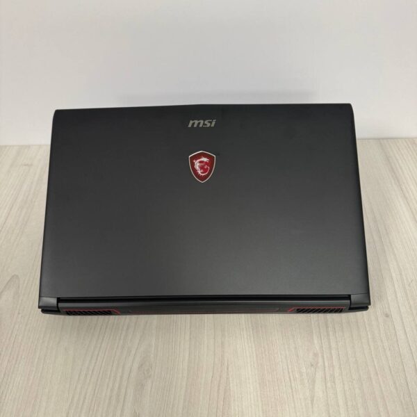 Ігровий ноутбук MSI GL62M 7REX / 15.6" (1920x1080) TN / Intel Core i7-7700HQ (4 (8) ядра по 2.8 - 3.8 GHz) / 16 GB DDR4 / 512 GB SSD M.2 / nVidia GeForce GTX 1050 Ti, 4 GB GDDR5, 128-bit / WebCam - Зображення 3