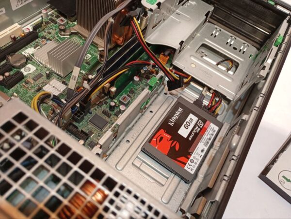 ПК HP Compaq 6005 Pro SFF / AMD Athlon II X2 220 (2 ядра по 2.8 GHz) / 8 GB DDR3 / 60 GB SSD / AMD Radeon HD Graphics / Win 7 - Зображення 6