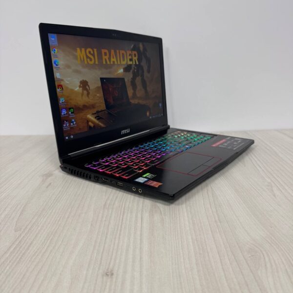 Ігровий ноутбук Б-клас MSI Raider GE63 RGB 9SE / 15.6" (1920x1080) IPS / Intel Core i7-9750H (6 (12) ядер по 2.6 - 4.5 GHz) / 16 GB DDR4 / 512 GB SSD NVMe / nVidia GeForce RTX 2060, 6 GB GDDR6, 192-bit / WebCam - Зображення 5
