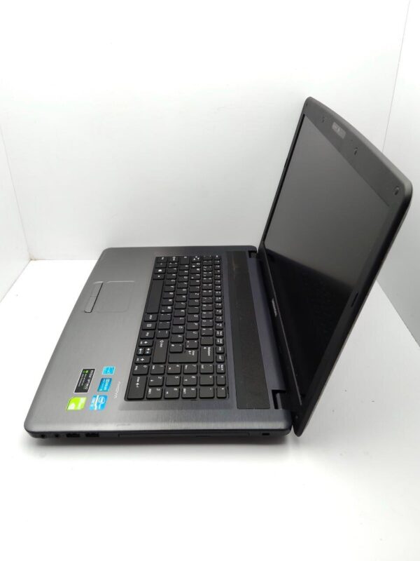 Ноутбук Acer Medion P7818 / 17.3" (1600x900) TN / Intel Core i3-3110M (2 (4) ядра по 2.4 GHz) / 6 GB DDR3 / 750 GB HDD / nVidia GeForce GT 730, 2 GB GDDR5, 64-bit / WebCam / DVD-ROM / АКБ не тримає - Зображення 7