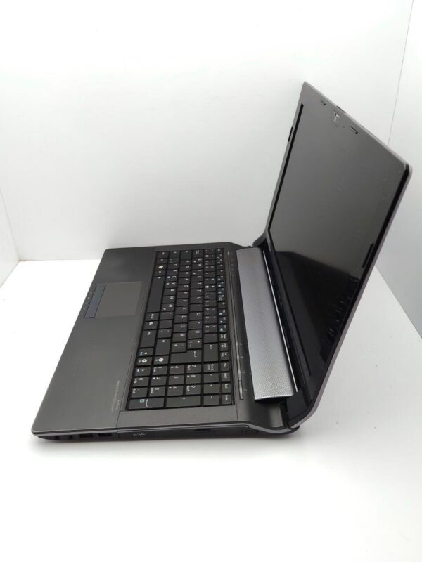 Ноутбук Asus N53 / 15.6" (1920x1080) TN / Intel Core i7-2630QM (4 (8) ядра по 2.0 - 2.9 GHz) / 6 GB DDR3 / 500 GB HDD / nVidia GeForce GT 550M, 2 GB GDDR3, 128-bit / WebCam / АКБ не тримає - Зображення 7