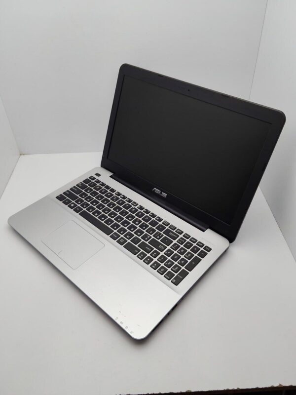 Ноутбук Asus L555 / 15.6" (1366x768) TN / Intel Core i3-4005U (2 (4) ядра по 1.7 GHz) / 8 GB DDR3 / 1000 GB HDD / nVidia GeForce 920M, 2 GB GDDR3, 64-bit / WebCam / Wi-Fi - Зображення 5