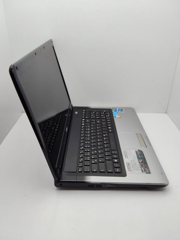 Ноутбук MSI CR720 / 17.3" (1600x900) TN / Intel Core i3-330M (2 (4) ядра по 2.1 - 2.5 GHz) / 6 GB DDR3 / 250 GB HDD / Intel HD Graphics 2000 / WebCam / АКБ не тримає - Зображення 6