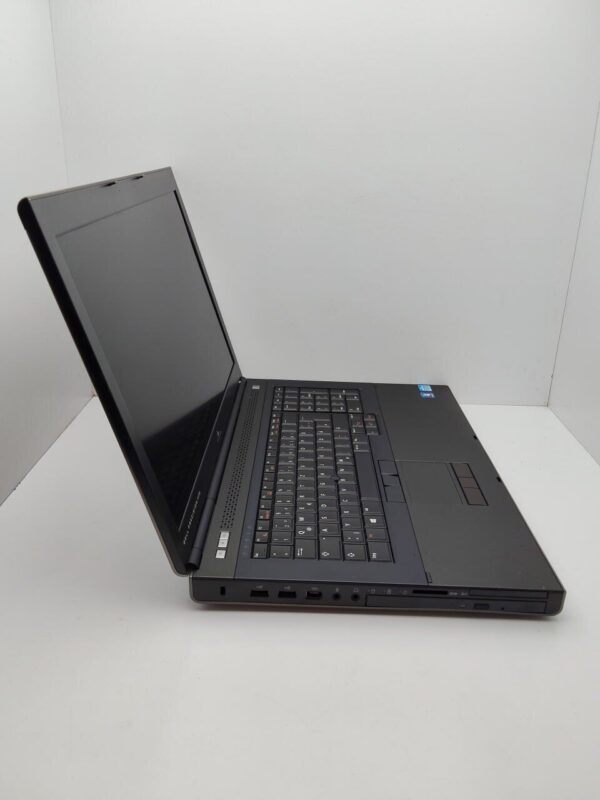 Мобільна робоча станція Dell Precision M6700 / 17.3" (1920x1080) TN / Intel Core i7-3740QM (4 (8) ядра по 2.7 - 3.7 GHz) / 20 GB DDR3 / 120 GB SDD + 500 GB HDD / nVidia Quadro K4000M, 4 GB GDDR5, 256-bit / DVD-ROM - Зображення 5