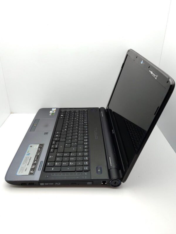 Ноутбук Acer Aspire 7738 / 17.3" (1440x900) TN / Intel Core 2 Duo T6500 (2 ядра по 2.1 GHz) / 6 GB DDR3 / 320 GB HDD / nVidia GeForce GT 130M, 1 GB GDDR3, 128-bit / WebCam / DVD-ROM - Зображення 7