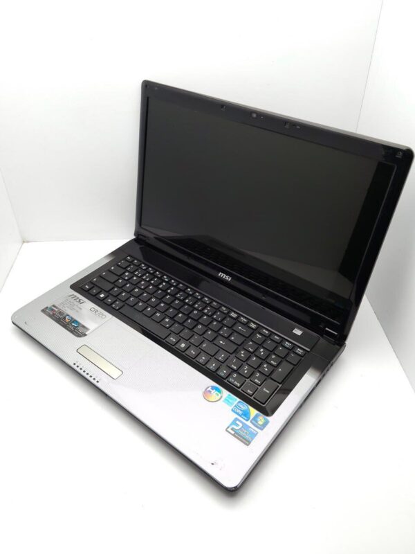 Ноутбук MSI CR720 / 17.3" (1600x900) TN / Intel Core i3-330M (2 (4) ядра по 2.1 - 2.5 GHz) / 6 GB DDR3 / 250 GB HDD / Intel HD Graphics 2000 / WebCam / АКБ не тримає - Зображення 5