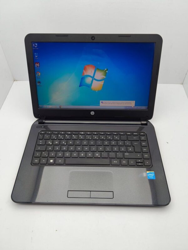 Ноутбук HP 14 / 14" (1366x768) TN / Intel Celeron N2840 (2 ядра по 2.16 - 2.58 GHz) / 4 GB DDR3 / 500 GB HDD / Intel HD Graphics / WebCam / Wi-Fi - Зображення 2