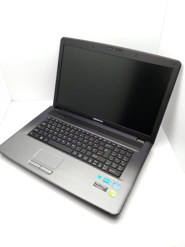 Ноутбук Acer Medion P7818 / 17.3" (1600x900) TN / Intel Core i3-3110M (2 (4) ядра по 2.4 GHz) / 6 GB DDR3 / 750 GB HDD / nVidia GeForce GT 730, 2 GB GDDR5, 64-bit / WebCam / DVD-ROM / АКБ не тримає - Зображення 5