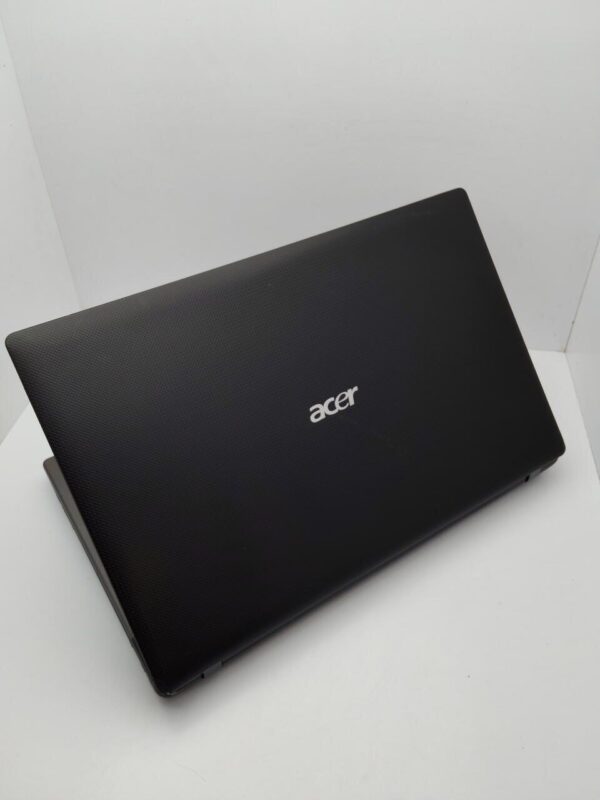 Ноутбук Acer Aspire 7750G / 17.3" (1600x900) TN / Intel Core i7-2630QM (4 (8) ядра по 2.0 - 2.9 GHz) / 6 GB DDR3 / 120 GB SSD + 750 GB HDD / AMD Radeon HD 6770M, 2 GB GDDR5, 128-bit / WebCam / DVD-ROM - Зображення 8