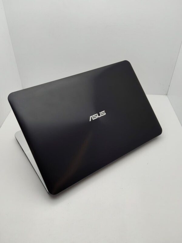 Ноутбук Asus L555 / 15.6" (1366x768) TN / Intel Core i3-4005U (2 (4) ядра по 1.7 GHz) / 8 GB DDR3 / 1000 GB HDD / nVidia GeForce 920M, 2 GB GDDR3, 64-bit / WebCam / Wi-Fi - Зображення 8