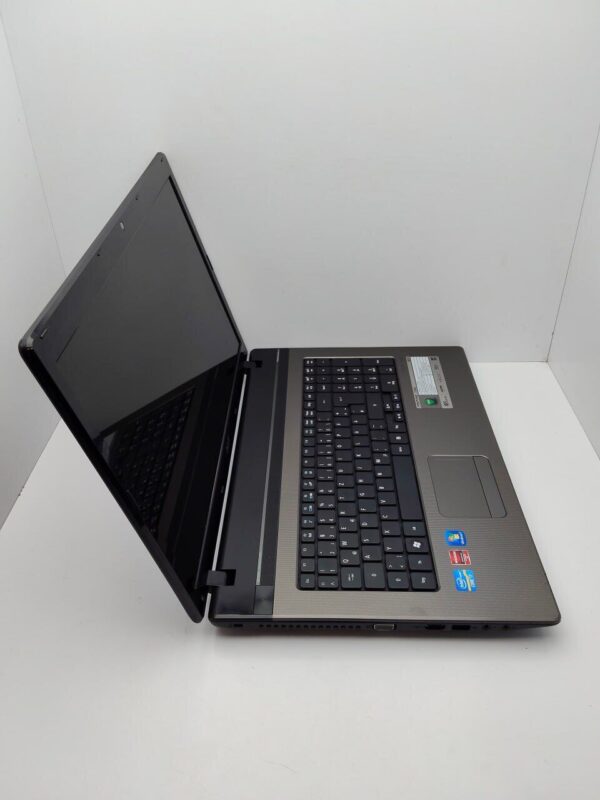 Ноутбук Acer Aspire 7750G / 17.3" (1600x900) TN / Intel Core i7-2630QM (4 (8) ядра по 2.0 - 2.9 GHz) / 6 GB DDR3 / 120 GB SSD + 750 GB HDD / AMD Radeon HD 6770M, 2 GB GDDR5, 128-bit / WebCam / DVD-ROM - Зображення 6
