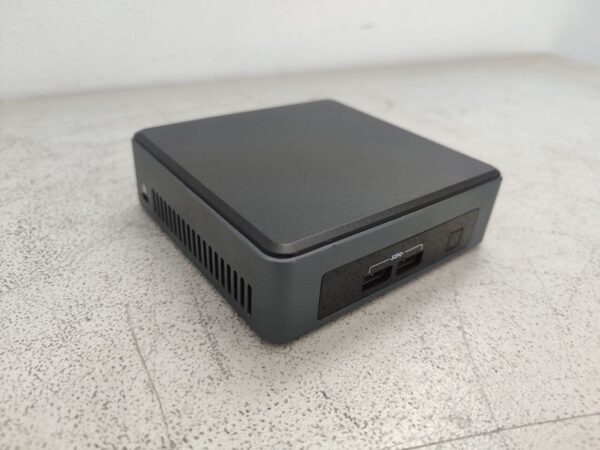 Неттоп Intel NUC (NUC7I3DNK) USFF / Intel Core i3-7100U (2 (4) ядра по 2.4 GHz) / 8 GB DDR4 / 128 GB SSD / Intel HD Graphics 620 / Wi-Fi / Bluetooth + Блок живлення - Зображення 3