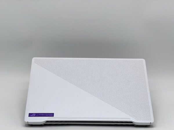 Ігровий ноутбук Asus ROG Zephyrus G14 GA401QM / 14" (1920x1080) IPS / AMD Ryzen 9 5900HS (8 (16) ядер по 3.0 - 4.6 GHz) / 24 GB DDR4 / 960 GB SSD / nVidia GeForce RTX 3060, 6 GB GDDR6, 192-bit - Зображення 5