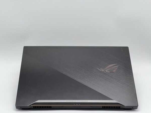 Ігровий ноутбук Asus ROG Zephyrus M15 GM501GS / 15.6" (1920x1080) IPS / Intel Core i7-8750H (6 (12) ядер по 2.2 - 4.1 GHz) / 16 GB DDR4 / 1200 GB SSD / nVidia GeForce GTX 1070, 8 GB GDDR5, 256-bit / WebCam - Зображення 5