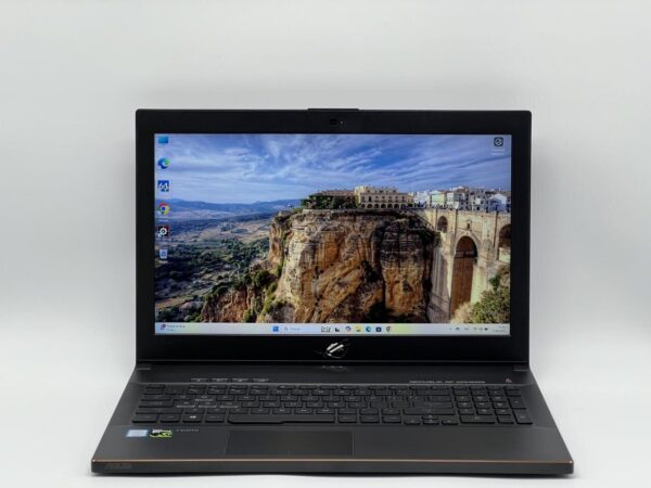 Ігровий ноутбук Asus ROG Zephyrus M15 GM501GS / 15.6" (1920x1080) IPS / Intel Core i7-8750H (6 (12) ядер по 2.2 - 4.1 GHz) / 16 GB DDR4 / 1200 GB SSD / nVidia GeForce GTX 1070, 8 GB GDDR5, 256-bit / WebCam - Зображення 2