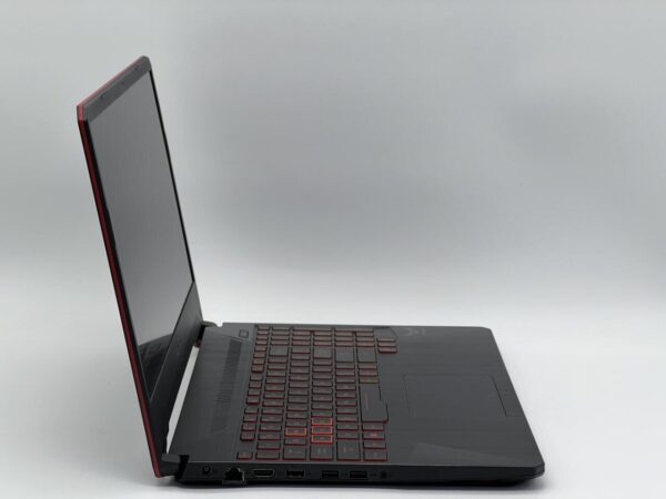 Ігровий ноутбук Asus TUF Gaming FX505DY-WH51 / 15.6" (1920x1080) IPS / AMD Ryzen 5 3550H (4 (8) ядра по 2.1 - 3.7 GHz) / 16 GB DDR4 / 480 GB SSD / AMD Radeon RX 560X, 4 GB GDDR5, 128-bit / WebCam - Зображення 3