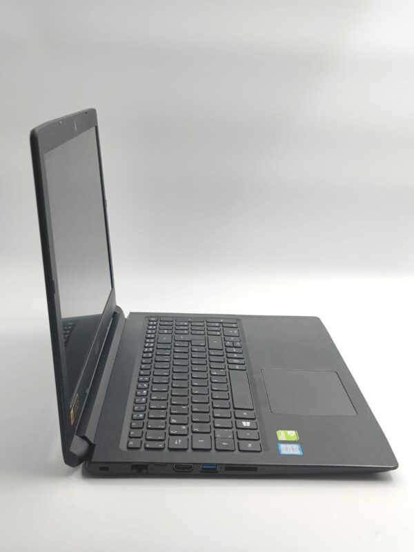 Ігровий ноутбук Б-клас Acer Aspire 3 A315-53G-5209 / 15.6" (1920x1080) TN / Intel Core i5-8250U (4 (8) ядра по 1.6 - 3.4 GHz) / 16 GB DDR4 / 256 GB SSD / nVidia GeForce MX130, 2 GB GDDR5, 64-bit / WebCam - Зображення 5