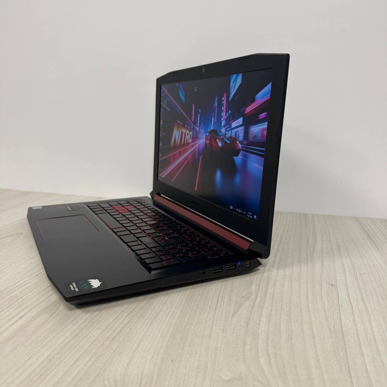 Ігровий ноутбук Б-клас Acer Nitro 5 AN515-53 / 15.6" (1920x1080) IPS / Intel Core i5-8300H (4 (8) ядра по 2.3 - 4.0 GHz) / 16 GB DDR4 / 512 GB SSD NVMe / nVidia GeForce GTX 1050, 4 GB GDDR5, 128-bit / WebCam - Зображення 5