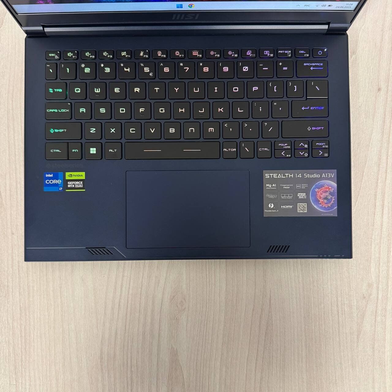 Ігровий ноутбук Б-клас Gigabyte Aorus 7 9KF / 17.3" (1920x1080) IPS / Intel Core i5-12500H (12 (16) ядер по 3.3 - 4.5 GHz) / 16 GB DDR4 / 512 GB SSD NVMe / nVidia GeForce RTX 4060, 8 GB GDDR6, 128-bit / WebCam - Зображення 7