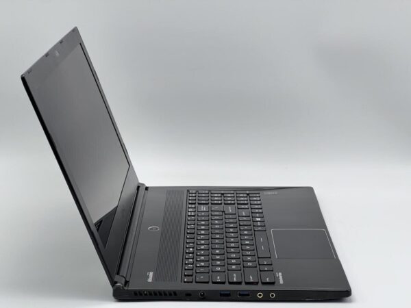 Ігровий ноутбук Б-клас MSI MS-16H2 / 15.6" (2880x1620) IPS / Intel Core i7-4710HQ (4 (8) ядра по 2.5 - 3.5 GHz) / 16 GB DDR3 / 480 GB SSD / nVidia GeForce GTX 870M, 3 GB GDDR5, 192-bit / WebCam - Зображення 6