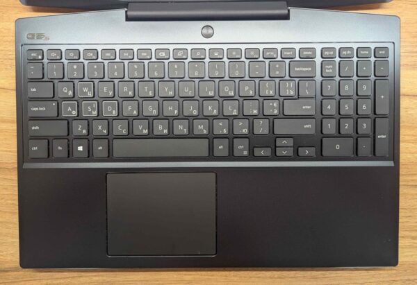 Ігровий ноутбук Dell G5 5505 / 15.6" (1920x1080) IPS / AMD Ryzen 7 4800H (8 (16) ядер по 2.9 - 4.2 GHz) / 16 GB DDR4 / 500 GB SSD / AMD Radeon RX 5600M, 6 GB GDDR6, 192-bit / WebCam / HDMI / Windows 10 - Зображення 3