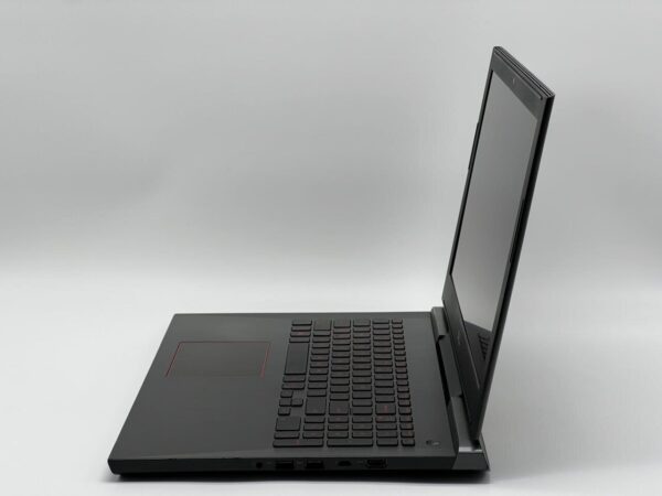 Ігровий ноутбук Dell G5 5587 / 15.6" (1920x1080) IPS / Intel Core i5-8300H (4 (8) ядра по 2.3 - 4.0 GHz) / 16 GB DDR4 / 960 GB SSD / nVidia GeForce GTX 1050, 4 GB GDDR5, 128-bit / WebCam - Зображення 4
