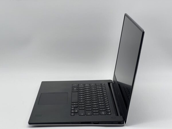 Ігровий ноутбук Dell XPS 15 9550 / 15.6" (1920x1080) IPS / Intel Core i5-6300HQ (4 ядра по 2.3 - 3.2 GHz) / 16 GB DDR4 / 240 GB SSD / nVidia GeForce GTX 960M, 2 GB GDDR5, 128-bit / WebCam - Зображення 4