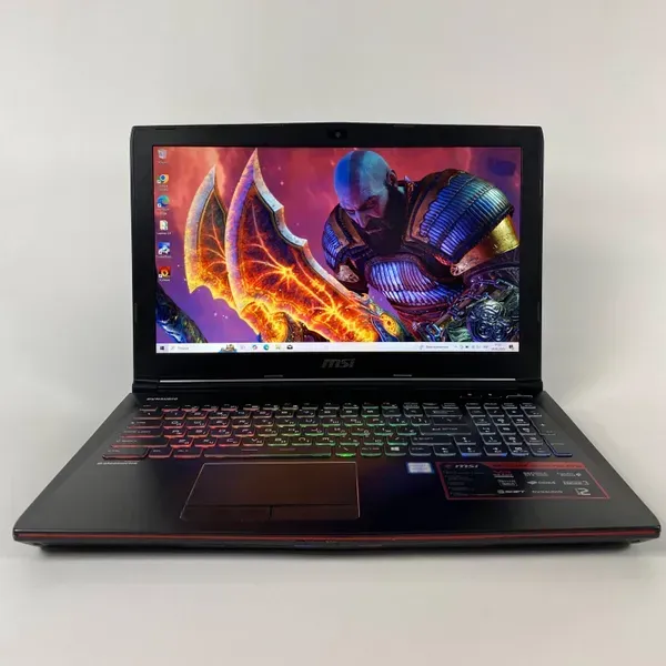 Ігровий ноутбук Б-клас MSI GE62VR 6RF / 15.6" (1920x1080) IPS / Intel Core i7-6700HQ (4 (8) ядра по 2.6 - 3.5 GHz) / 16 GB DDR4 / 512 GB SSD / nVidia GeForce GTX 1060, 3 GB GDDR5, 192-bit / WebCam / HDMI - Зображення 2