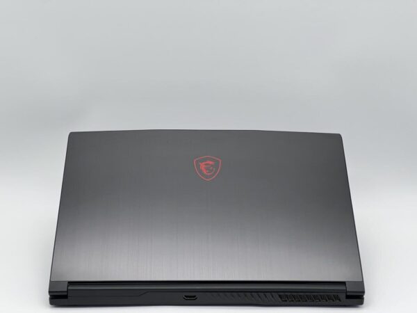Ігровий ноутбук MSI GF63 8RD / 15.6" (1920x1080) IPS / Intel Core i7-8750H (6 (12) ядер по 2.2 - 4.1 GHz) / 16 GB DDR4 / 480 GB SSD / nVidia GeForce GTX 1050 Ti, 4 GB GDDR5, 128-bit / WebCam - Зображення 5