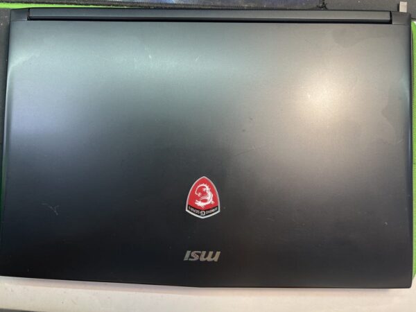 Ігровий ноутбук Б-клас MSI GL72 7QF / 17.3" (1920x1080) IPS / Intel Core i7-7700HQ (4 (8) ядра по 2.8 - 3.8 GHz) / 16 GB DDR4 / 480 GB SSD / nVidia GeForce GTX 960M, 4 GB GDDR5, 128-bit / WebCam - Зображення 4