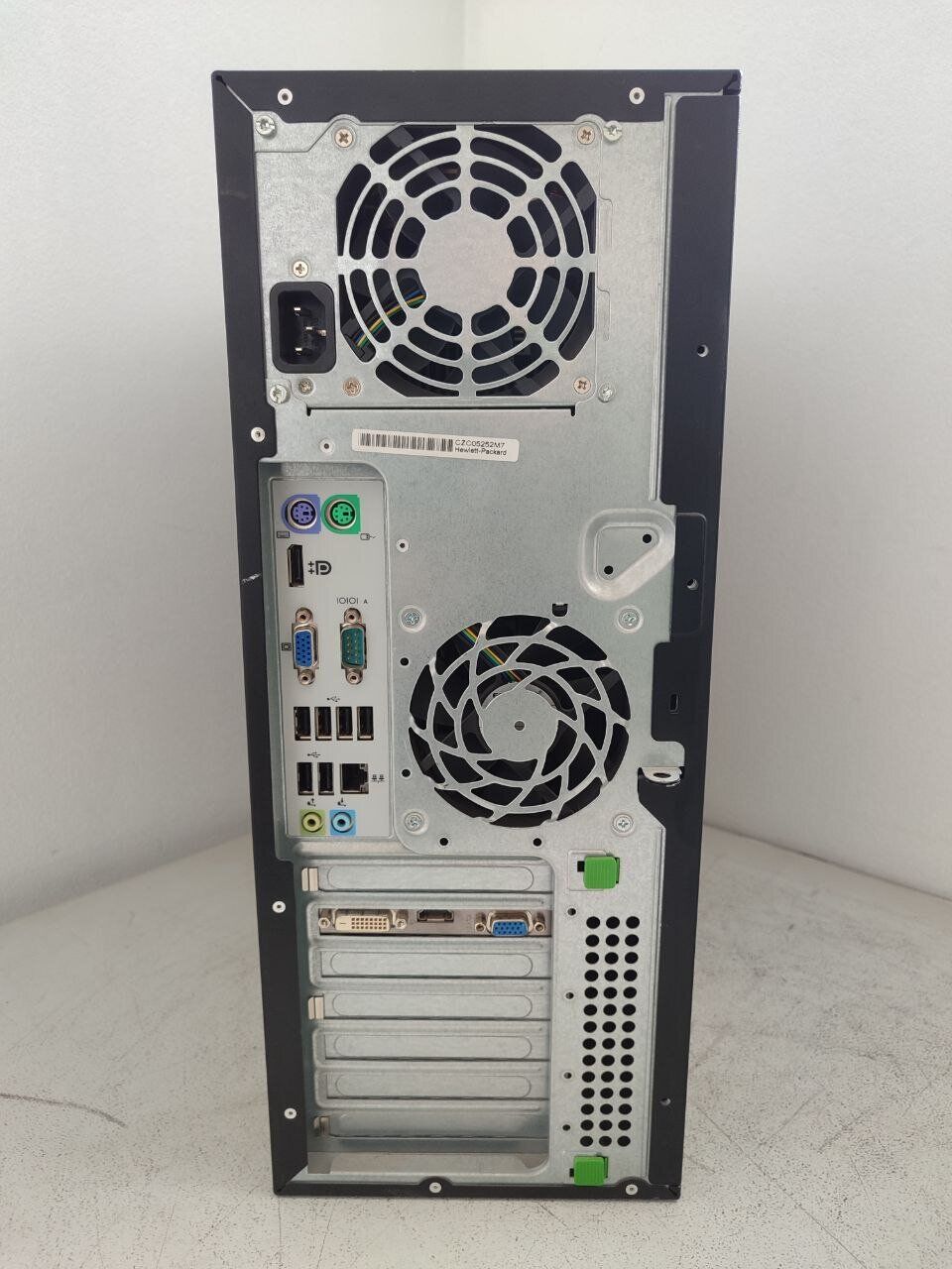 Комп'ютер HP Compaq 8100 Elite Tower / Intel Core i7-860 (4 (8) ядра по 2.8 - 3.46 GHz) / 16 GB DDR3 / 128 GB SSD + 500 GB HDD / AMD Radeon HD 6450, 1 GB GDDR3, 64-bit / DVD-ROM - Зображення 4