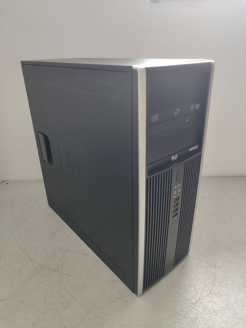 Комп'ютер HP Compaq 8100 Elite Tower / Intel Core i7-860 (4 (8) ядра по 2.8 - 3.46 GHz) / 16 GB DDR3 / 128 GB SSD + 500 GB HDD / AMD Radeon HD 6450, 1 GB GDDR3, 64-bit / DVD-ROM - Зображення 3