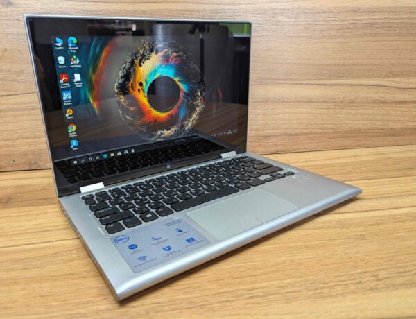 Нетбук-трансформер Dell Inspiron 11-3147 / 11.6" (1366x768) TN Touch / Intel Pentium N3530 (4 ядра по 2.16 - 2.58 GHz) / 8 GB DDR3 / 240 GB SSD / Intel HD Graphics / WebCam / Windows 10 - Зображення 4