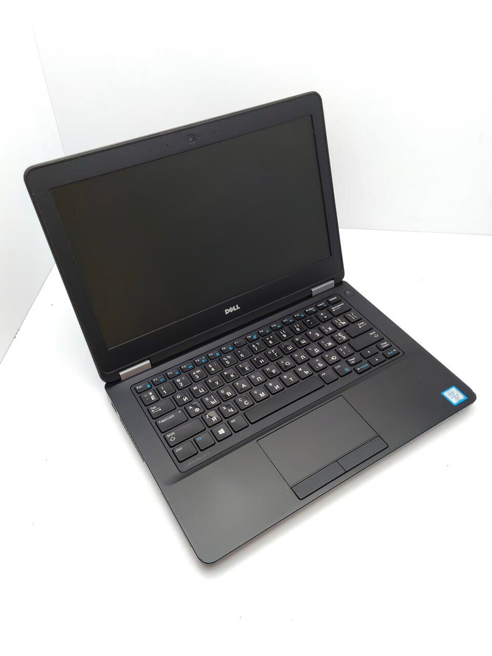 Нетбук Dell Latitude 12 E5270 / 12.5" (1366x768) TN / Intel Core i5-6300U (2 (4) ядра по 2.4 - 3.0 GHz) / 8 GB DDR4 / 120 GB SSD / Intel HD Graphics 520 / WebCam - Зображення 4