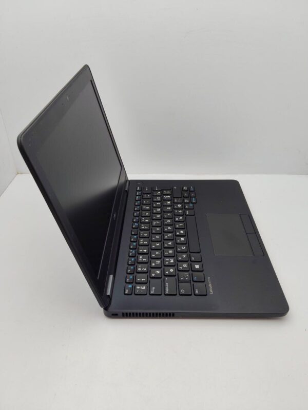 Нетбук Dell Latitude E7270 / 12.5" (1366x768) TN / Intel Core i5-6200U (2 (4) ядра по 2.3 - 2.8 GHz) / 8 GB DDR4 / 240 GB SSD / Intel HD Graphics 520 / WebCam - Зображення 6