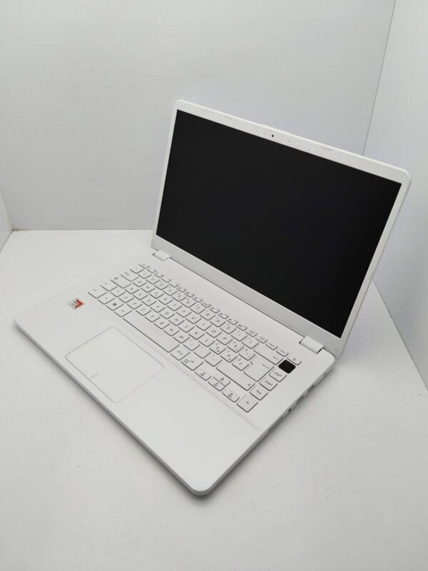 Ноутбук Asus X505BA / 15.6" (1366x768) TN / AMD A9-9425 (2 ядра по 3.1 - 3.7 GHz) / 8 GB DDR4 / 120 GB SSD / AMD Radeon R5 Graphics / WebCam - Зображення 4
