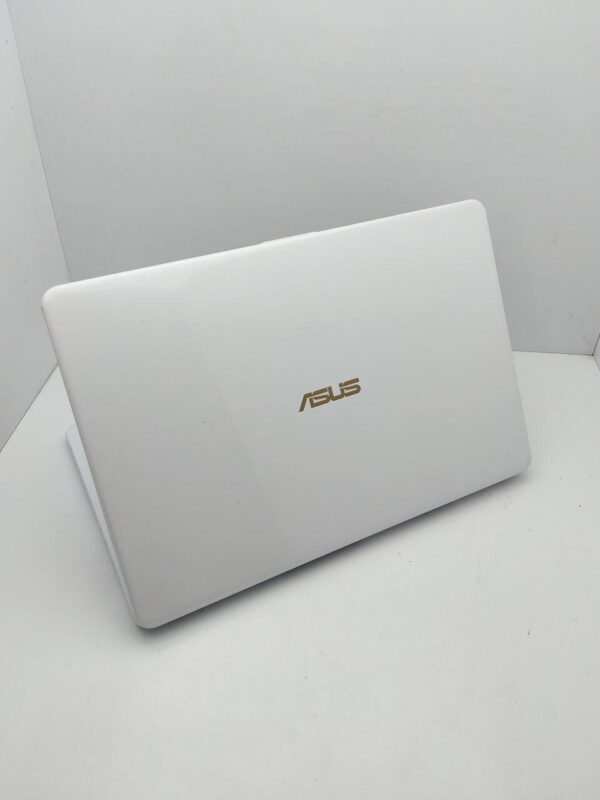 Ноутбук Asus X505BA / 15.6" (1366x768) TN / AMD A9-9425 (2 ядра по 3.1 - 3.7 GHz) / 8 GB DDR4 / 120 GB SSD / AMD Radeon R5 Graphics / WebCam - Зображення 7