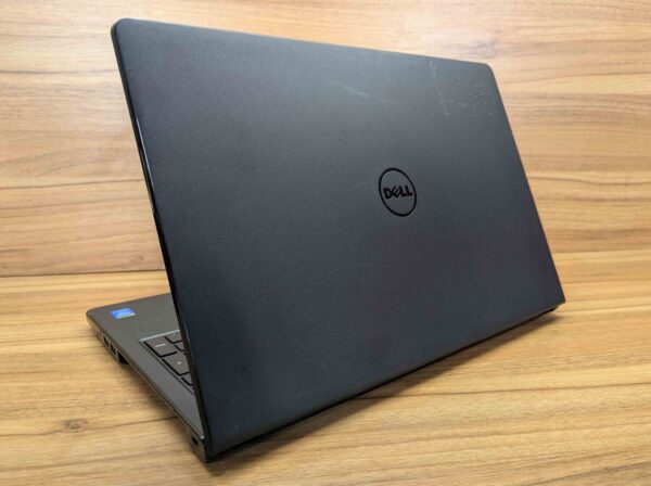 Ноутбук Б-клас Dell Inspiron 3558 / 15.6" (1366x768) TN / Intel Core i3-5015U (2 (4) ядра по 2.1 GHz) / 8 GB DDR3 / 240 GB SSD / Intel HD Graphics 5500 / WebCam / Windows 10 - Зображення 7