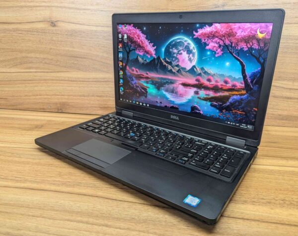 Ноутбук Б-клас Dell Latitude 5580 / 15.6" (1920x1080) IPS / Intel Core i5-7300U (2 (4) ядра по 2.6 - 3.5 GHz) / 8 GB DDR4 / 240 GB SSD / Intel HD Graphics 620 / WebCam / HDMI / Windows 10 - Зображення 6