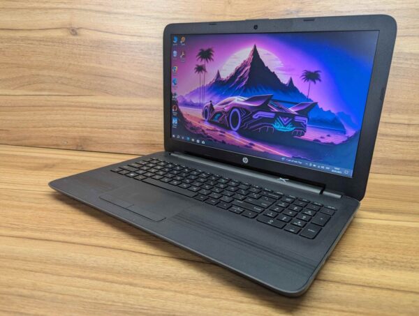 Ноутбук Б-клас HP 255 G5 / 15.6" (1366x768) TN / AMD A6-7310 (4 ядра по 2.0 - 2.4 GHz) / 8 GB DDR3 / 240 GB SSD / AMD Radeon R4 Graphics / WebCam / Windows 10 - Зображення 6