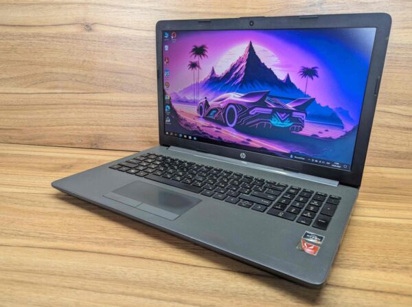 Ноутбук Б-класс HP 255 G7 / 15.6" (1920x1080) IPS / AMD Ryzen 3 3200U (2 (4) ядра по 2.6 - 3.5 GHz) / 8 GB DDR4 / 256 GB SSD / AMD Radeon Vega 3 Graphics / WebCam / Windows 10 - Зображення 6