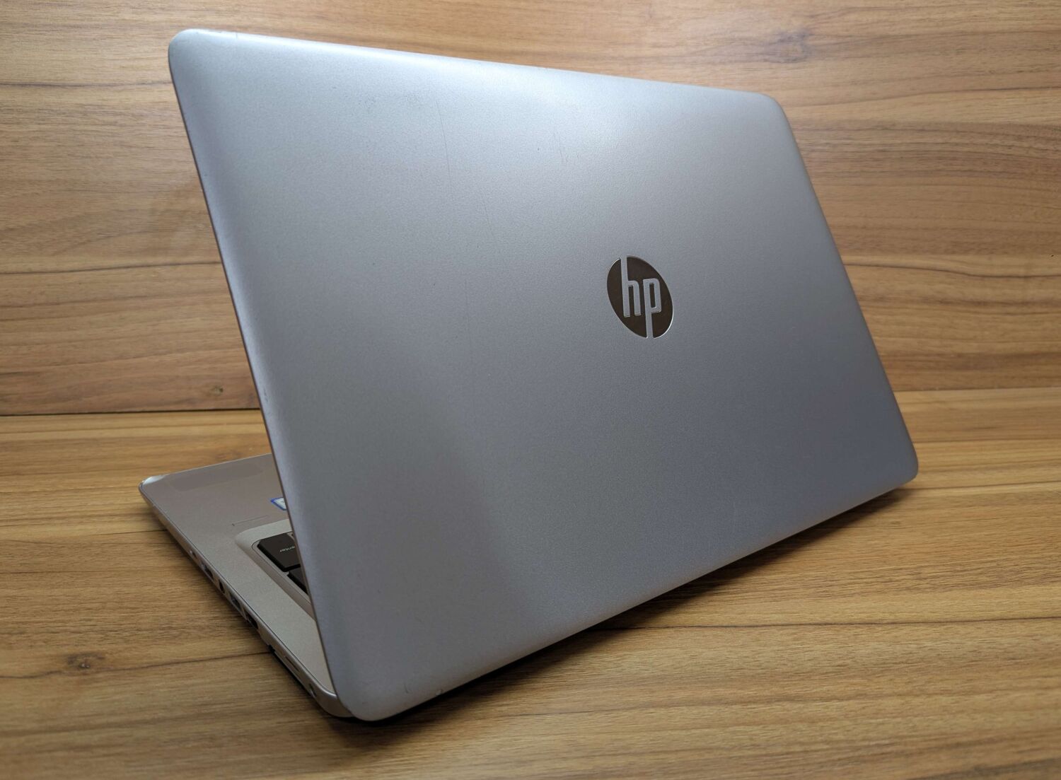 Ноутбук Б-клас HP EliteBook 850 G3 / 15.6" (1366x768) TN / Intel Core i5-6200U (2 (4) ядра по 2.3 - 2.8 GHz) / 8 GB DDR4 / 240 GB SSD / Intel HD Graphics 520 / WebCam / Fingerprint / Windows 10 - Зображення 8