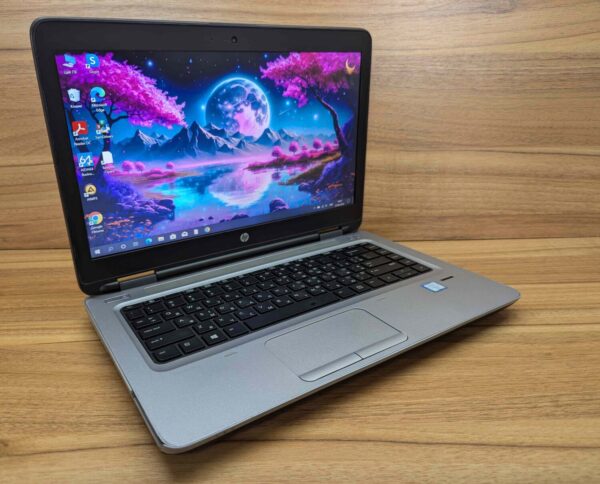Ноутбук Б-клас HP ProBook 640 G2 / 14" (1920x1080) IPS / Intel Core i7-6600U (2 (4) ядра по 2.6 - 3.4 GHz) / 8 GB DDR4 / 180 GB SSD / Intel HD Graphics 520 / WebCam / Fingerprint / Windows 10 - Зображення 5