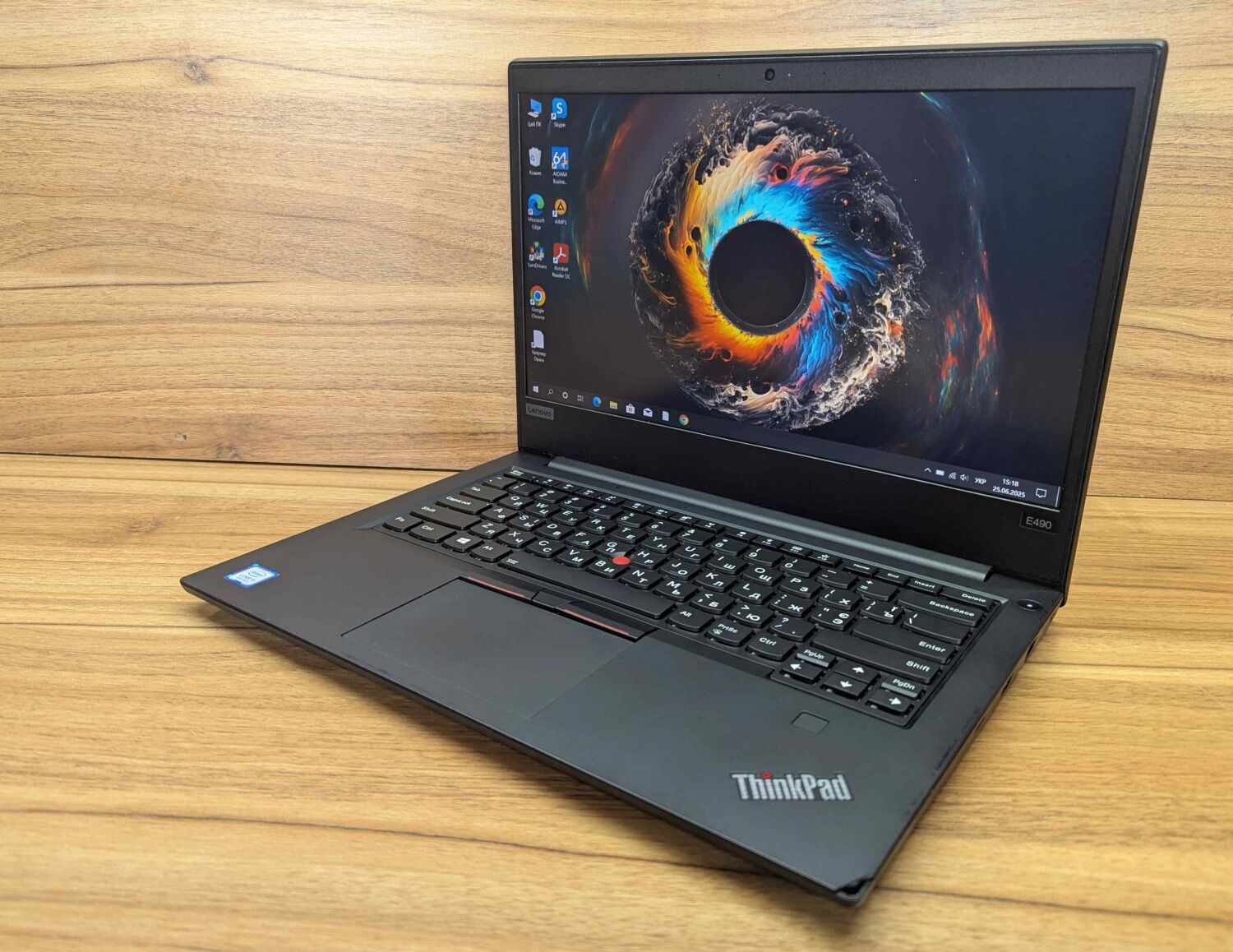 Ноутбук Б-клас Lenovo ThinkPad E490 / 14" (1920x1080) IPS / Intel Core i5-8265U (4 (8) ядра по 1.6 - 3.9 GHz) / 16 GB DDR4 / 480 GB SSD / Intel UHD Graphics 620 / WebCam / TouchID / Windows 10 - Зображення 6