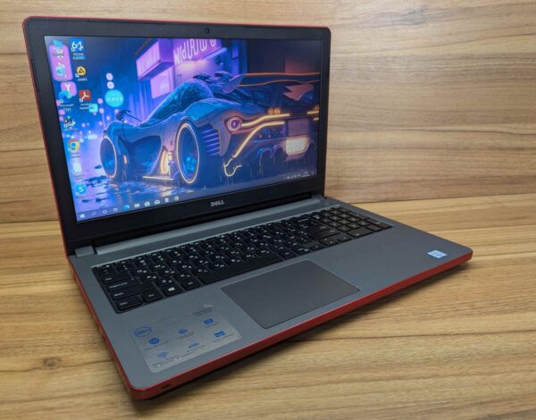 Ноутбук Dell Inspiron 15 5559 / 15.6" (1366x768) TN / Intel Core i3-6100U (2 (4) ядра по 2.3 GHz) / 8 GB DDR3 / 240 GB SSD / Intel HD Graphics 520 / WebCam / Windows 10 - Зображення 4