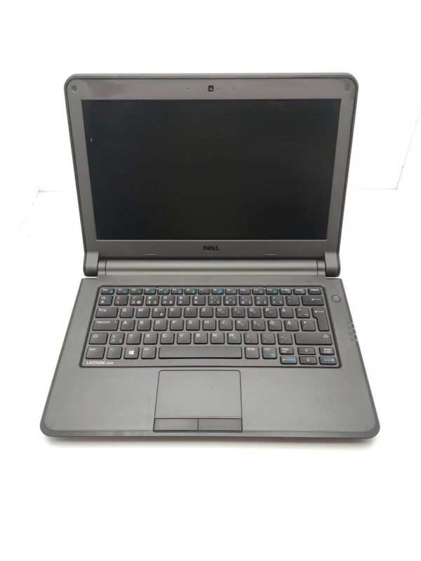 Ноутбук Dell Latitude 3340 / 13.3" (1366x768) TN / Intel Core i3-4030U (2 (4) ядра по 1.90 GHz) / 8 GB DDR3 / 500 GB HDD / Intel HD Graphics 4400 / WebCam - Зображення 3