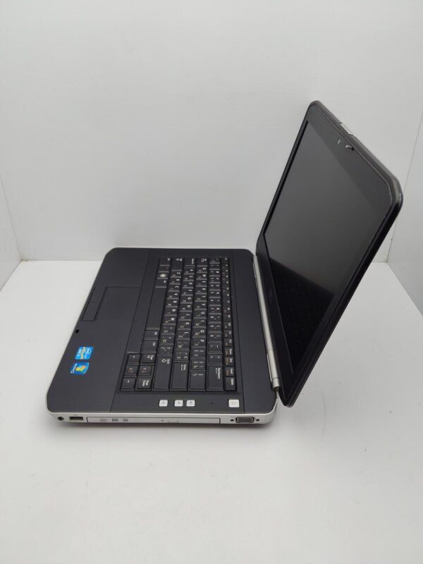 Ноутбук Dell Latitude E5420 / 15.6" (1366x768) TN / Intel Core i5-2520M (2 (4) ядра по 2.5 - 3.2 GHz) / 6 GB DDR3 / 750 GB HDD / Intel HD Graphics 3000 / WebCam - Зображення 7