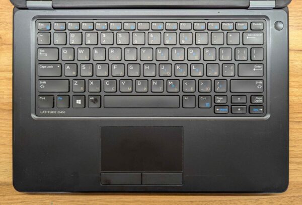 Ноутбук Dell Latitude E5450 / 14" (1920x1080) IPS / Intel Core i5-5200U (2 (4) ядра по 2.2 - 2.7 GHz) / 8 GB DDR3 / 240 GB SSD / Intel HD Graphics 5500 / WebCam / Windows 10 - Зображення 3