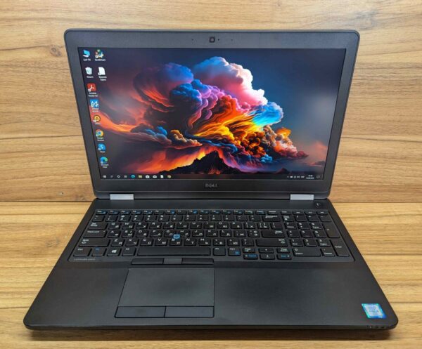 Ноутбук Dell Latitude E5570 / 15.6" (1920x1080) IPS / Intel Core i5-6440HQ (4 ядра по 2.6 - 3.5 GHz) / 8 GB DDR4 / 240 GB SSD / Intel HD Graphics 520 / HDMI / WebCam / Windows 10 - Зображення 2